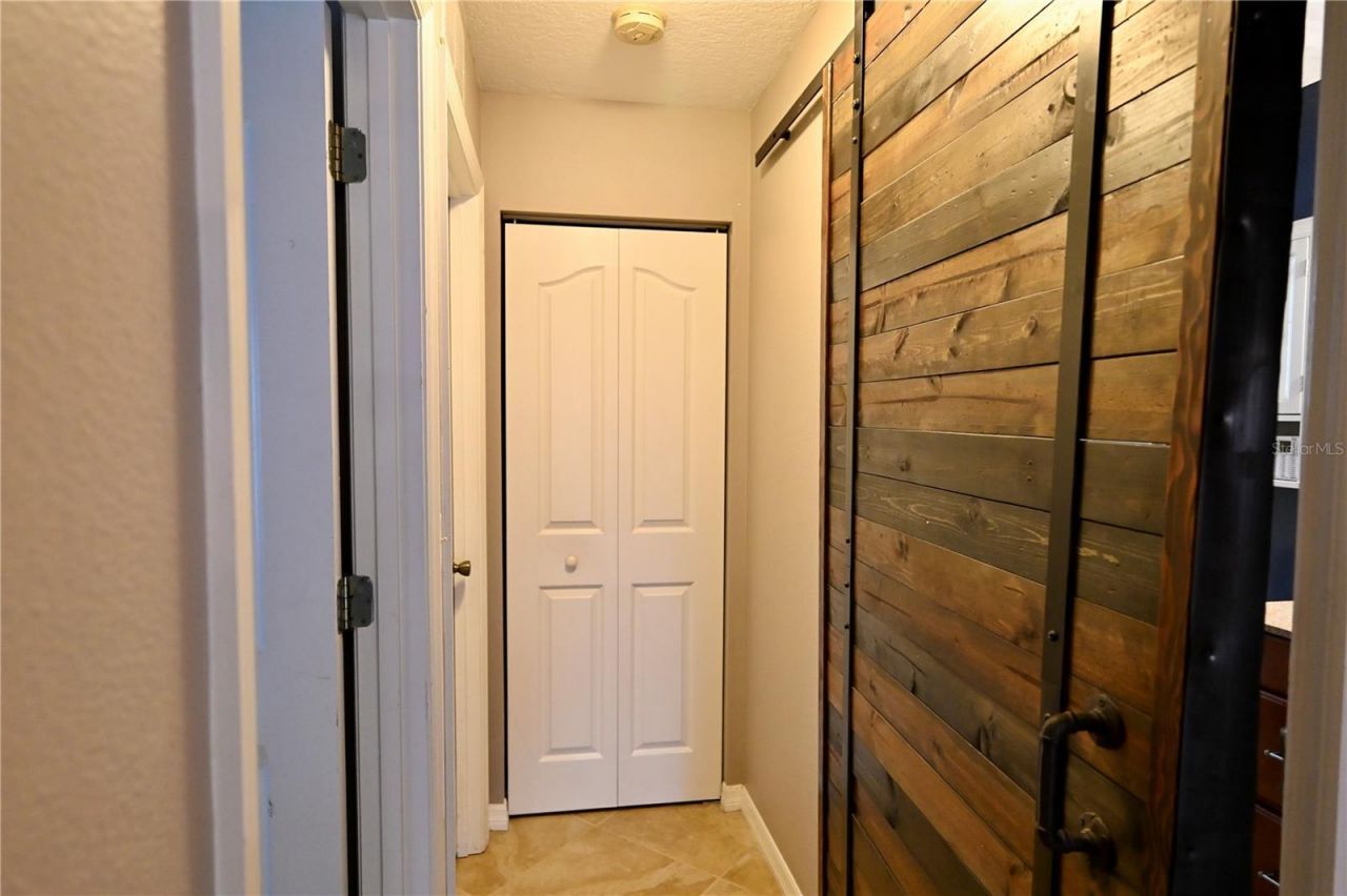 2043 Old Trenton Lane, Sarasota, FL 34232 Photo