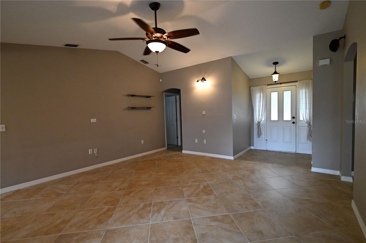 2043 Old Trenton Lane, Sarasota, FL 34232 Photo