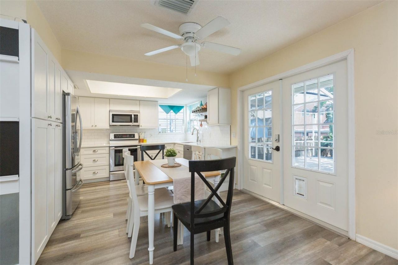 4210 W Roland Street , Tampa, FL 33609 Photo