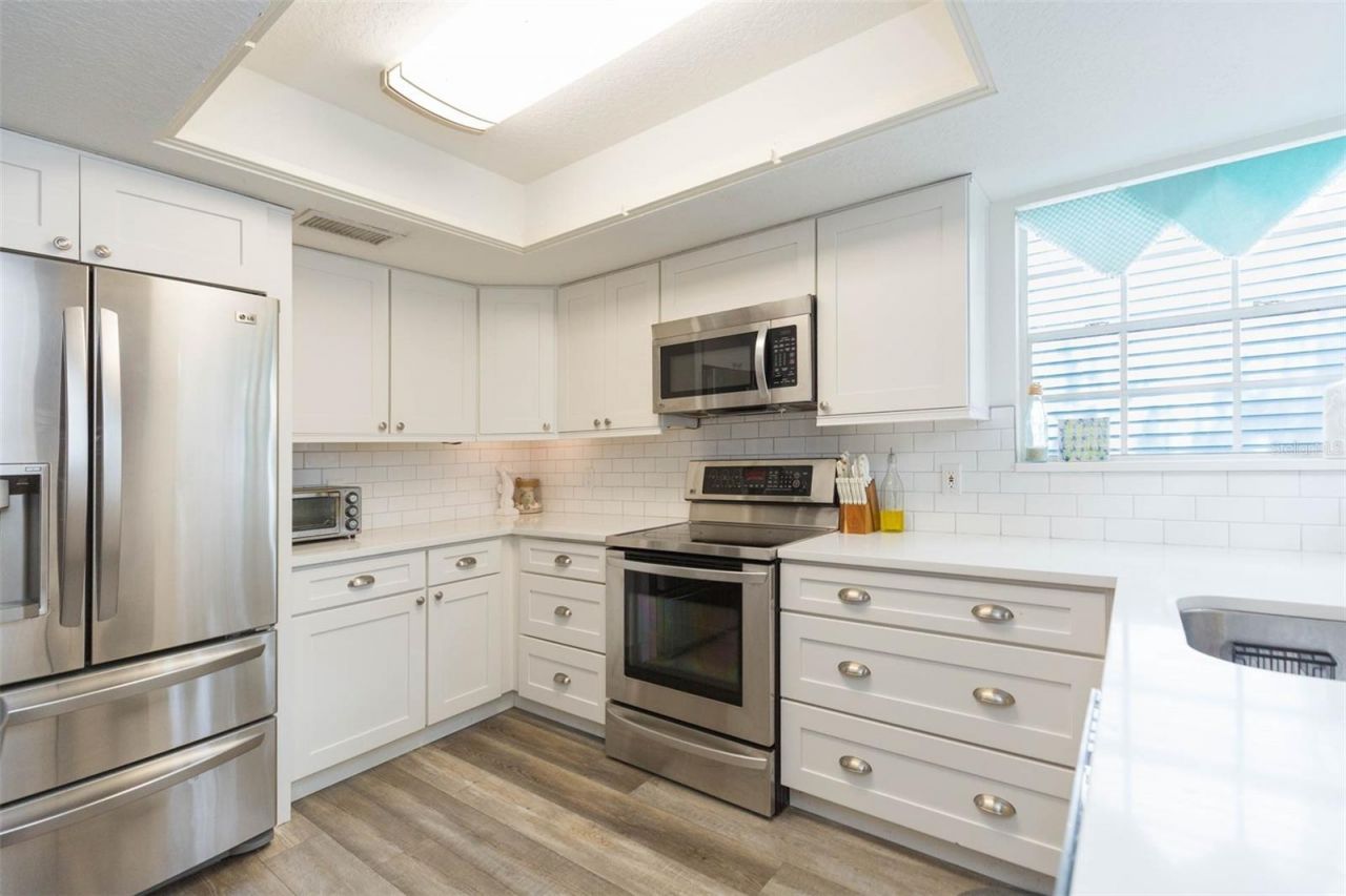 4210 W Roland Street , Tampa, FL 33609 Photo