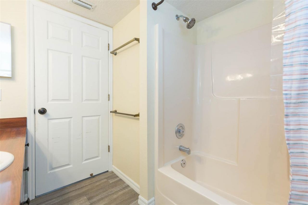 4210 W Roland Street , Tampa, FL 33609 Photo