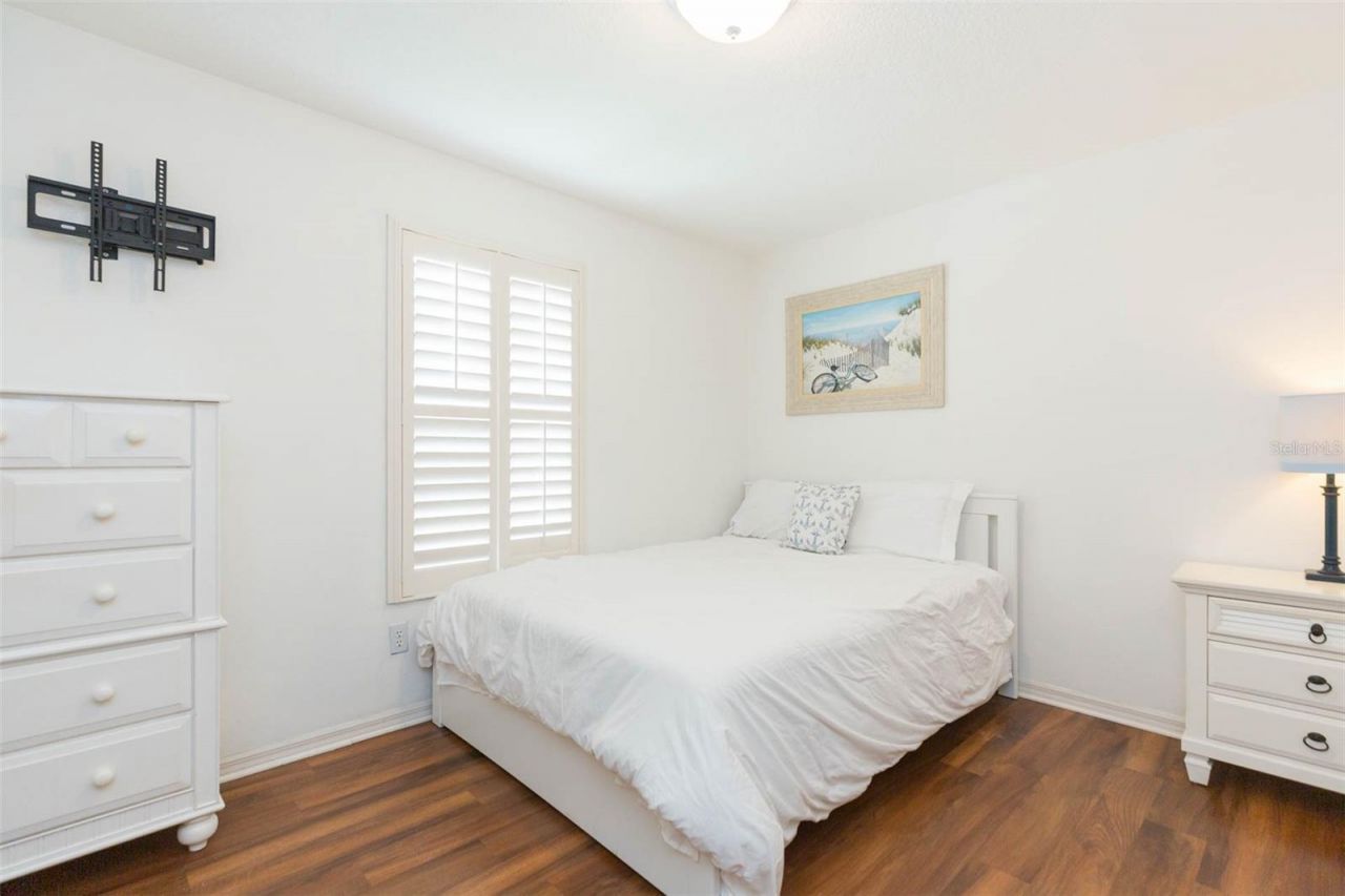 4210 W Roland Street , Tampa, FL 33609 Photo