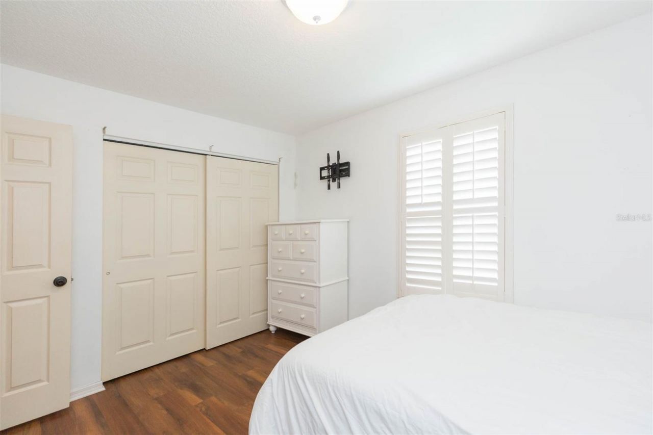 4210 W Roland Street , Tampa, FL 33609 Photo