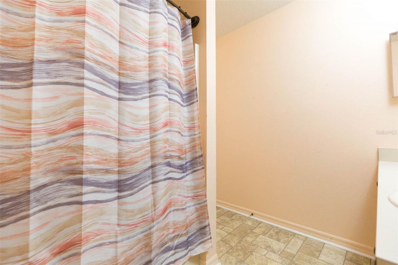 4210 W Roland Street , Tampa, FL 33609 Photo