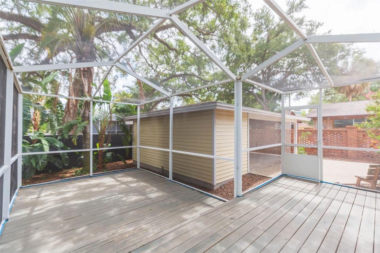 4210 W Roland Street , Tampa, FL 33609 Photo