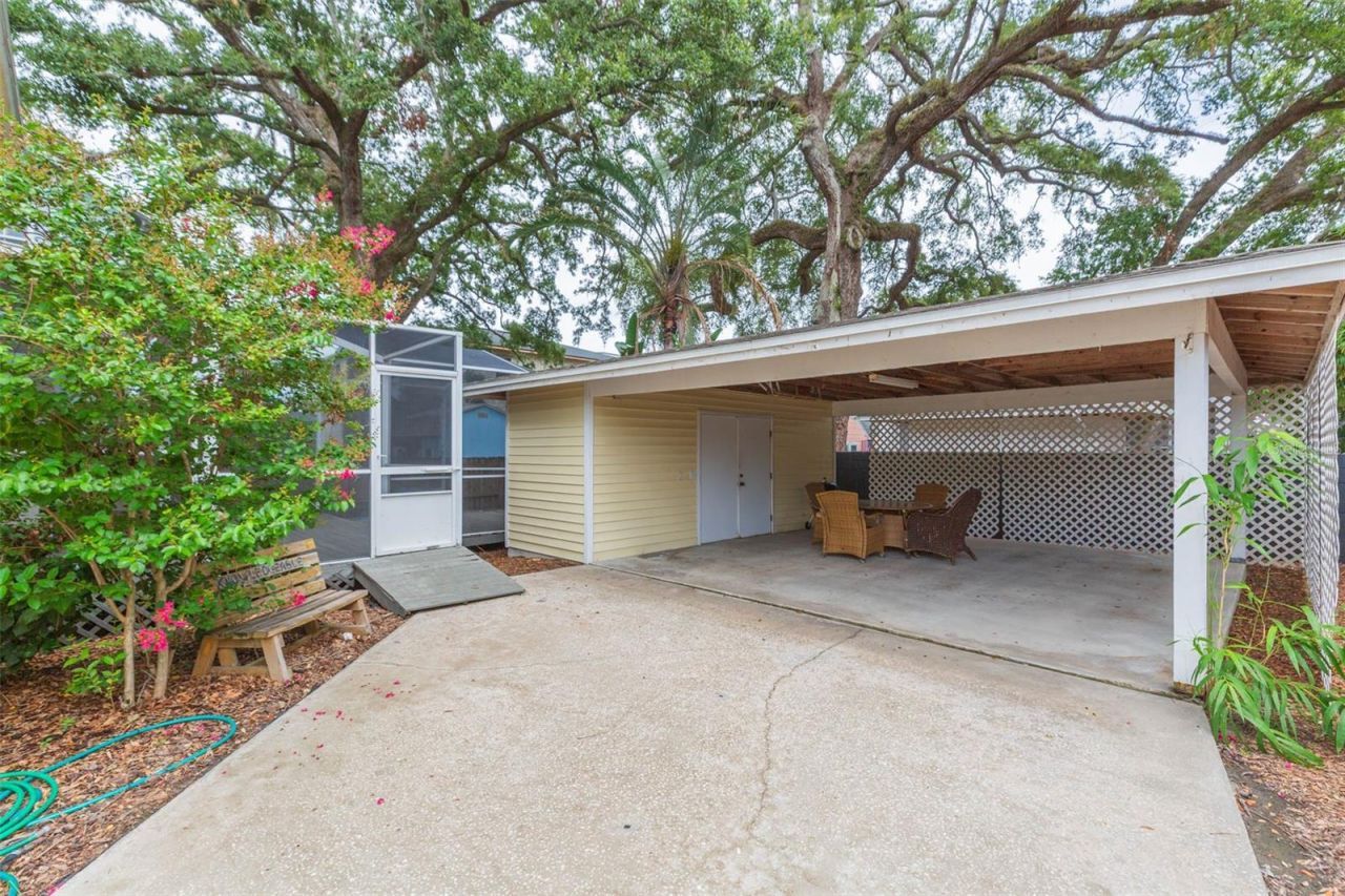 4210 W Roland Street , Tampa, FL 33609 Photo