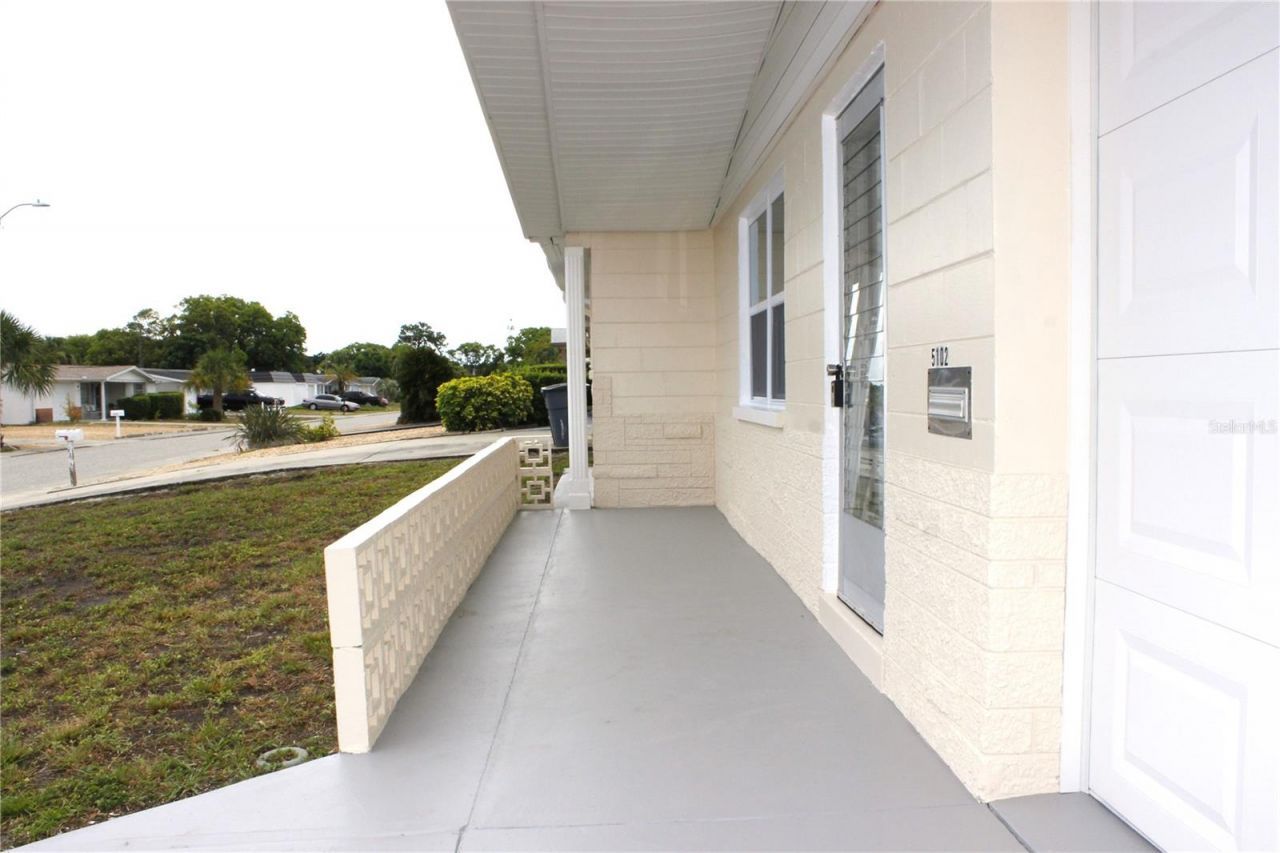 5102 Manor Drive, New Port Richey, FL 34652 Photo