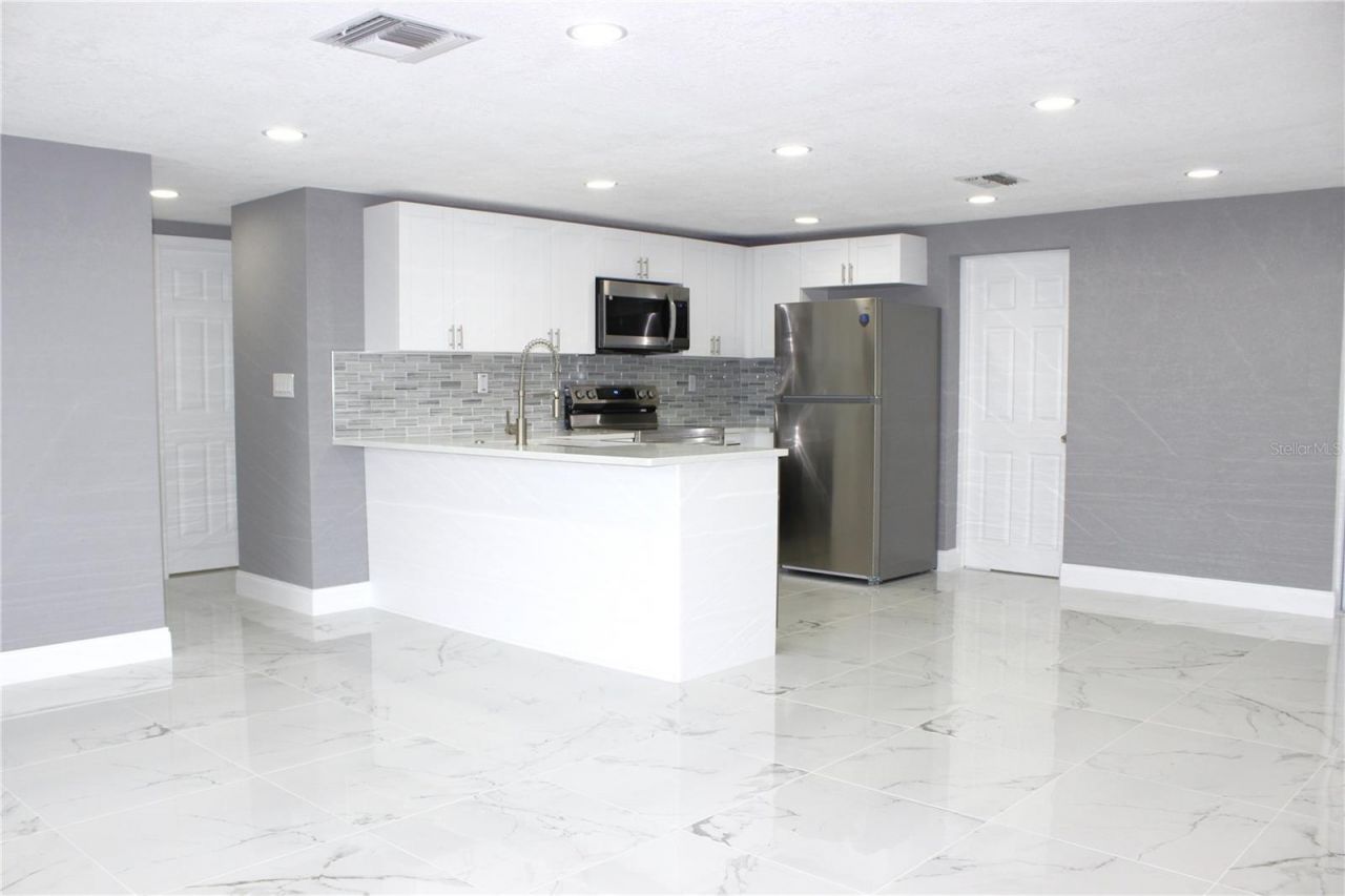 5102 Manor Drive, New Port Richey, FL 34652 Photo