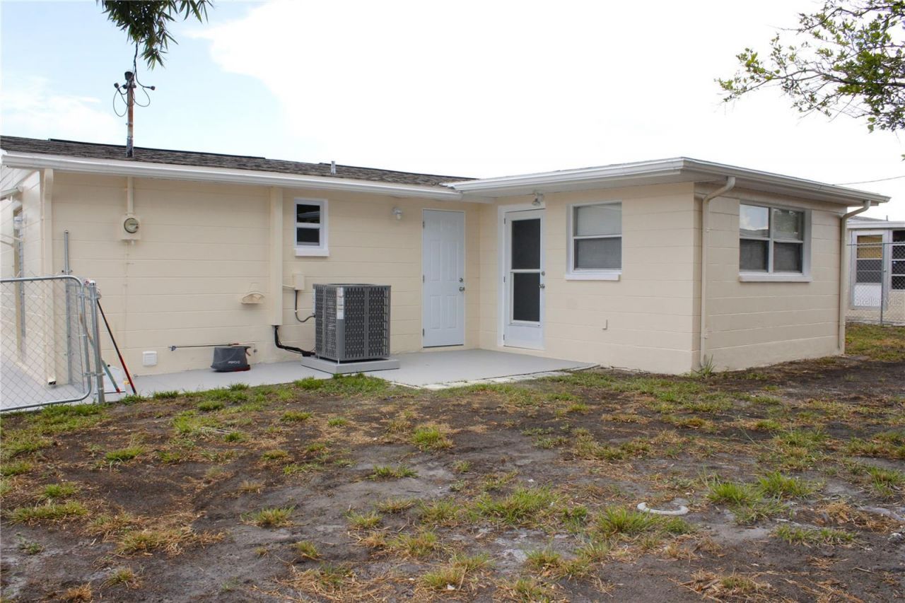 5102 Manor Drive, New Port Richey, FL 34652 Photo