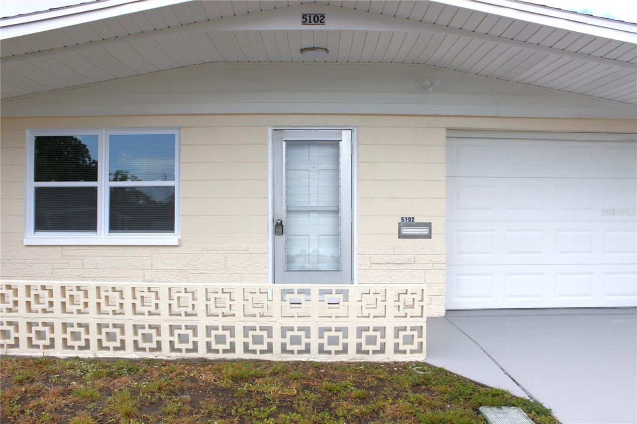 5102 Manor Drive, New Port Richey, FL 34652 Photo