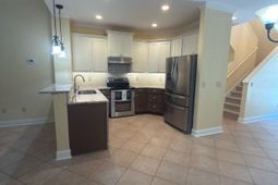 715 Botany Loop  photo 4