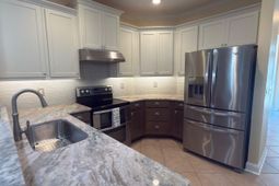 715 Botany Loop  photo 4
