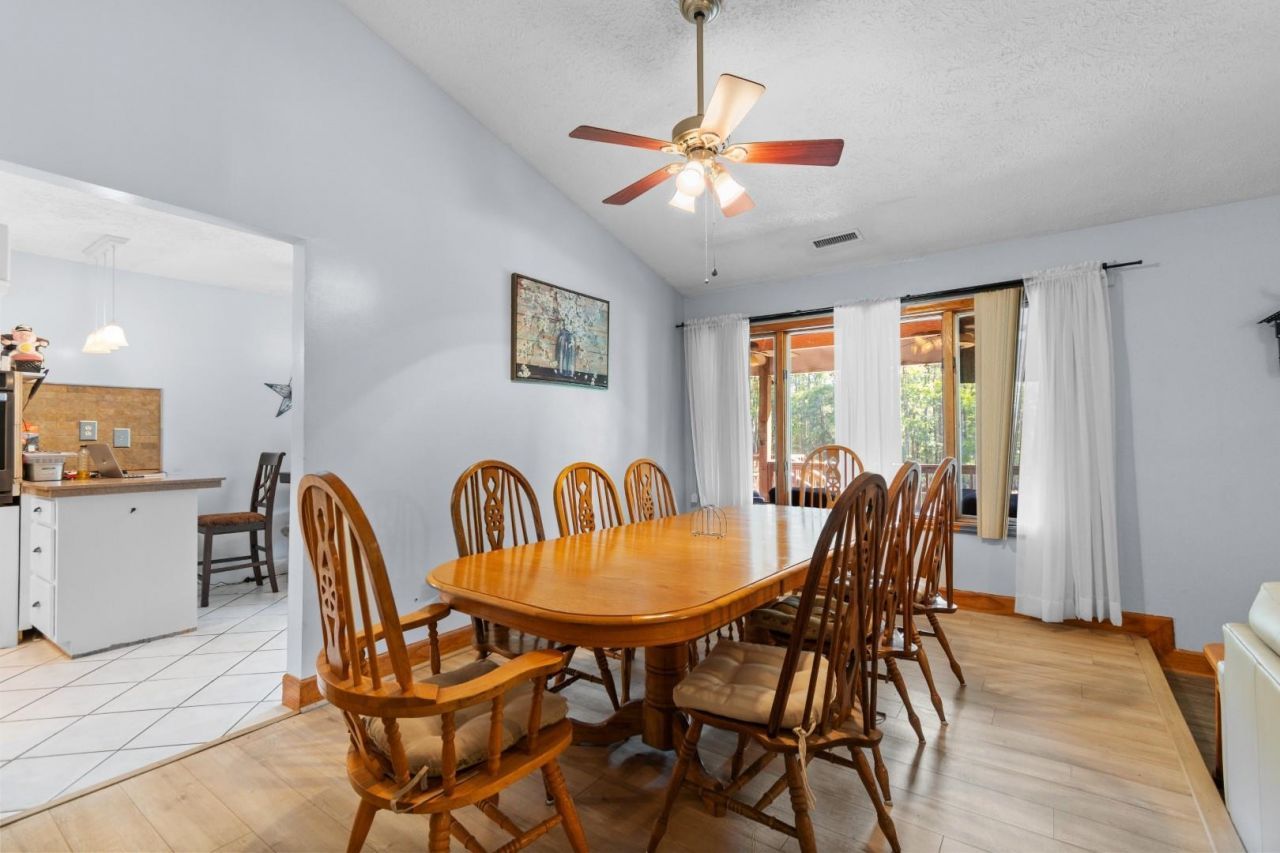 455 River Rd.  Photo 10