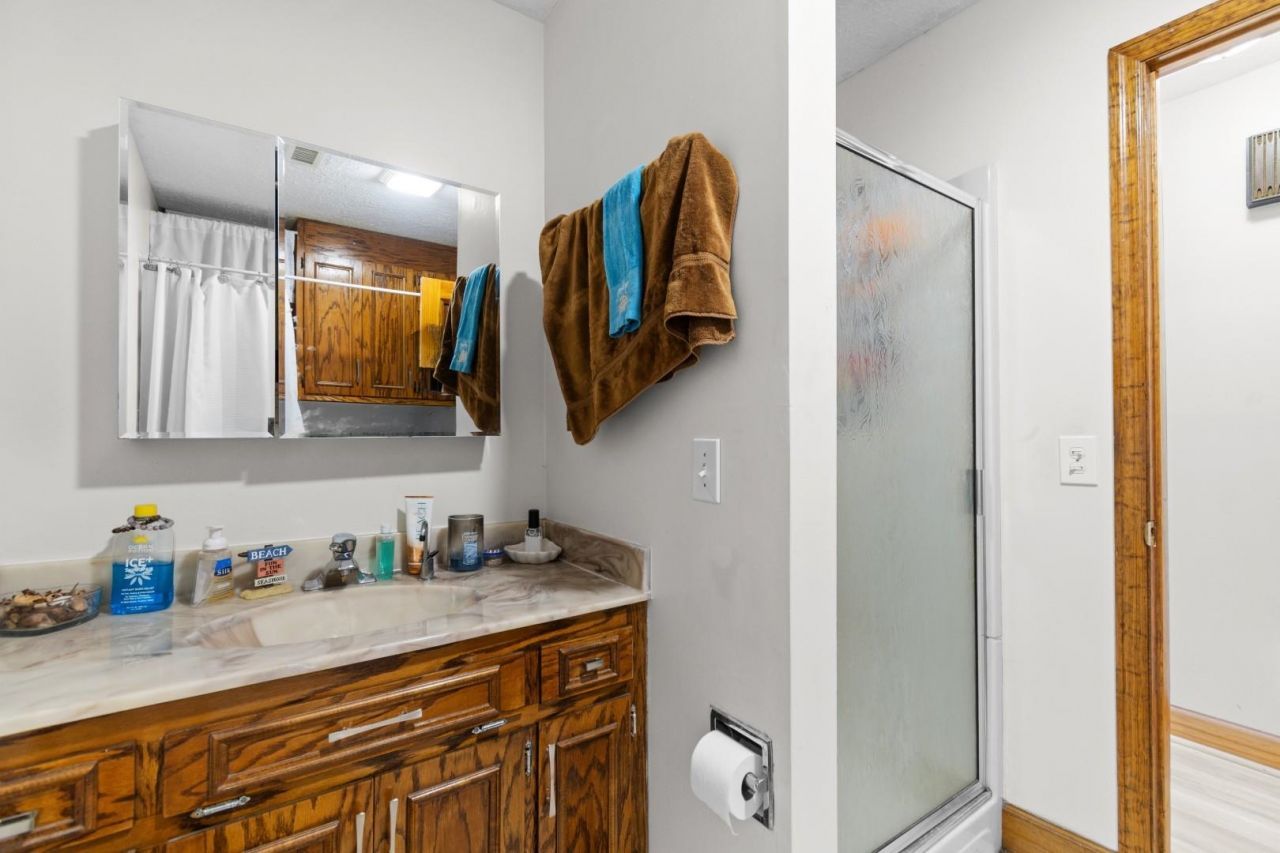 455 River Rd.  Photo 21