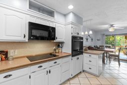 455 River Rd.  photo 4