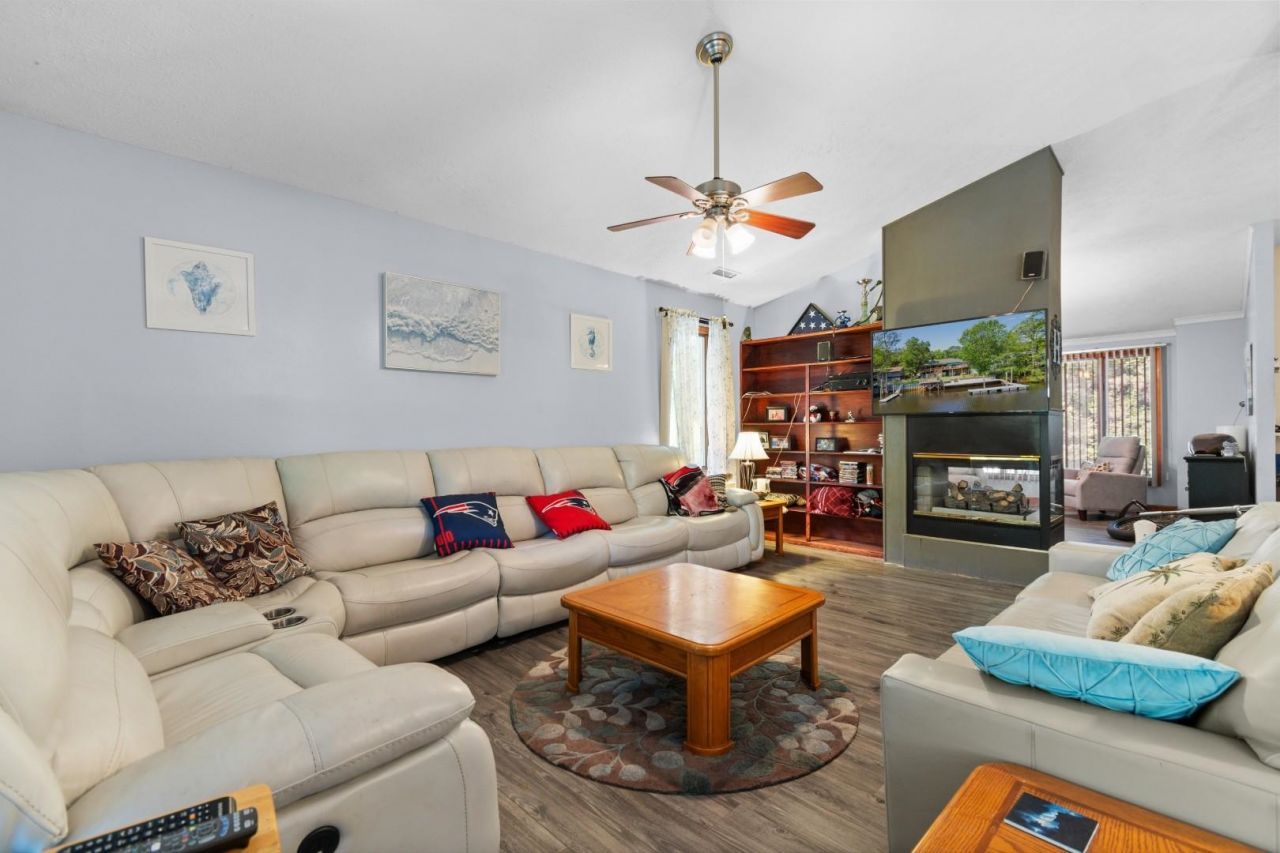 455 River Rd.  Photo 9