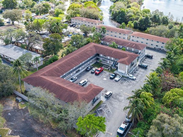 480 NW 24th Ave , Unit 23, Fort Lauderdale, FL 33311