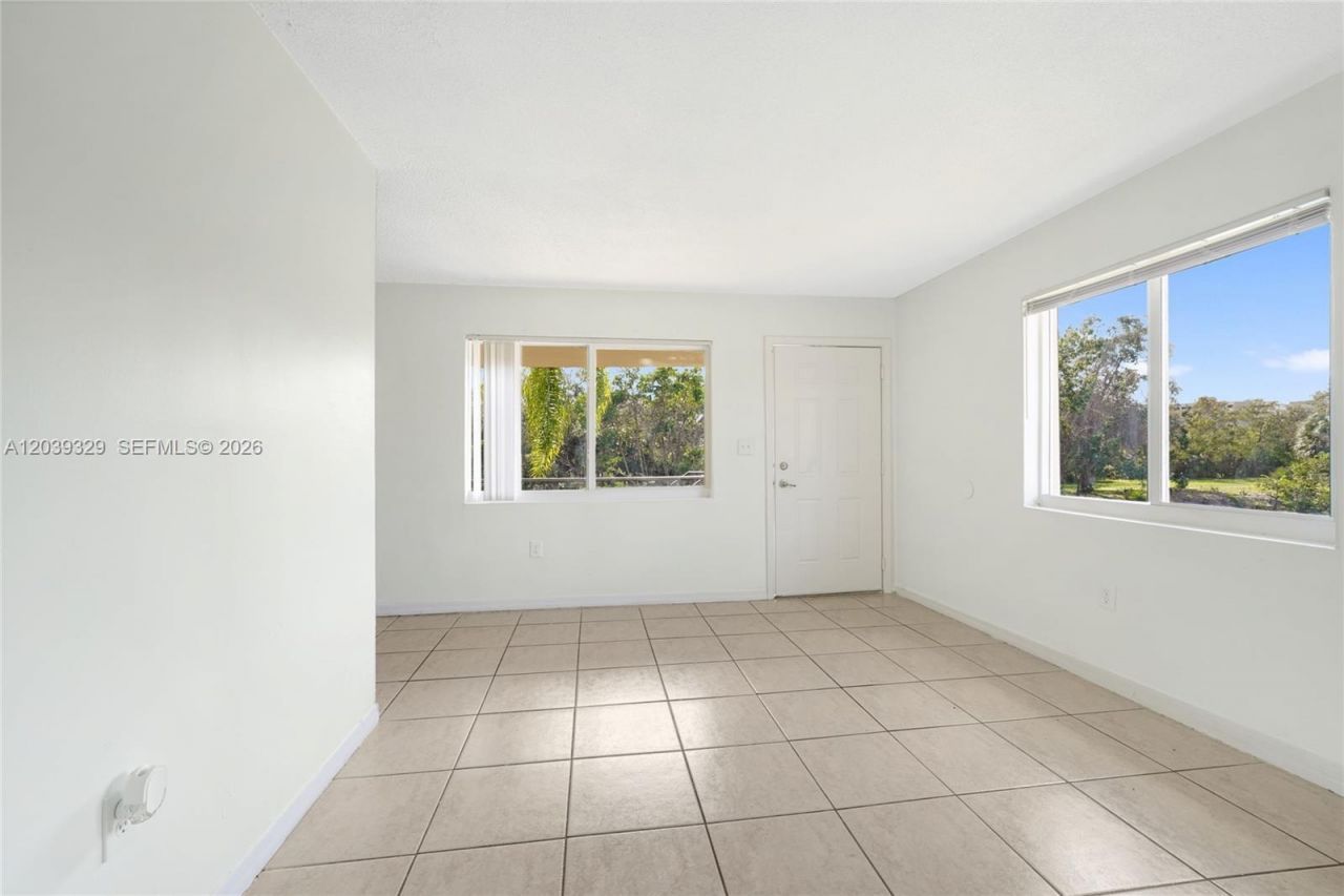 480 NW 24th Ave , Unit 23, Fort Lauderdale, FL 33311 Photo