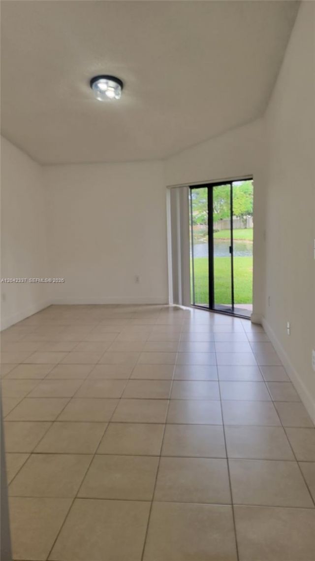 9877 Nob Hill Ln , Unit 9877, Sunrise, FL 33351 Photo