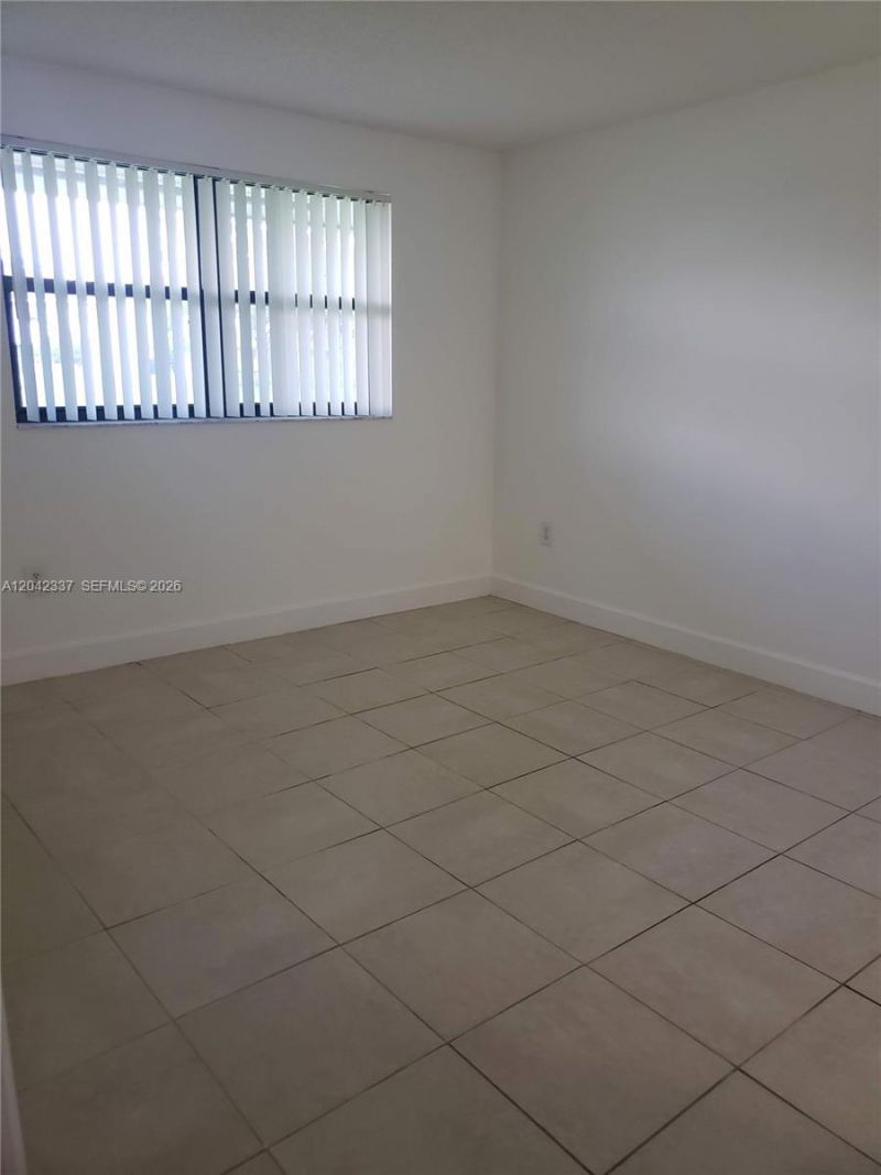 9877 Nob Hill Ln , Unit 9877, Sunrise, FL 33351 Photo