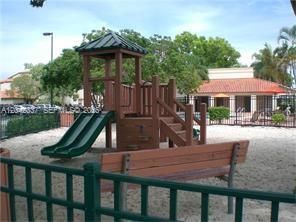9877 Nob Hill Ln , Unit 9877, Sunrise, FL 33351 Photo