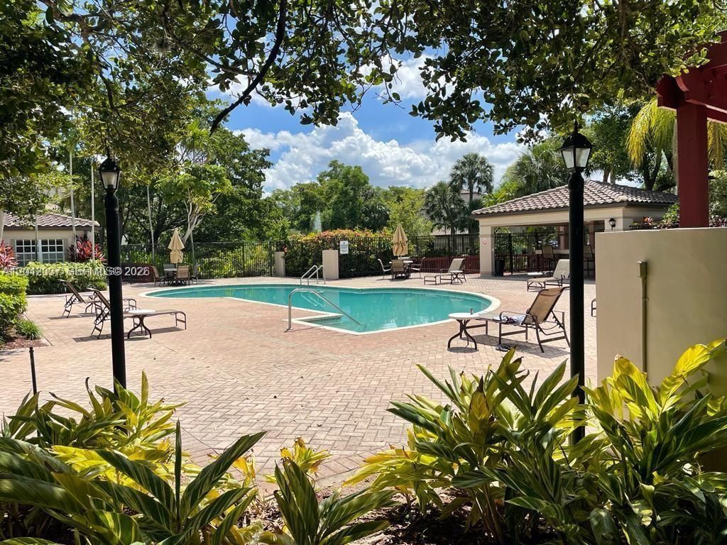 9877 Nob Hill Ln , Unit 9877, Sunrise, FL 33351 Photo