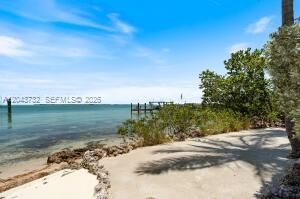 104 Coastal Dr , Key Largo, FL 33037 Photo