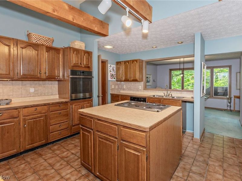 15490 Riddle Road, Chagrin Falls, OH 44022 Photo 15