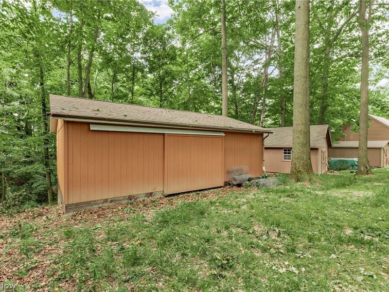 15490 Riddle Road, Chagrin Falls, OH 44022 Photo 36