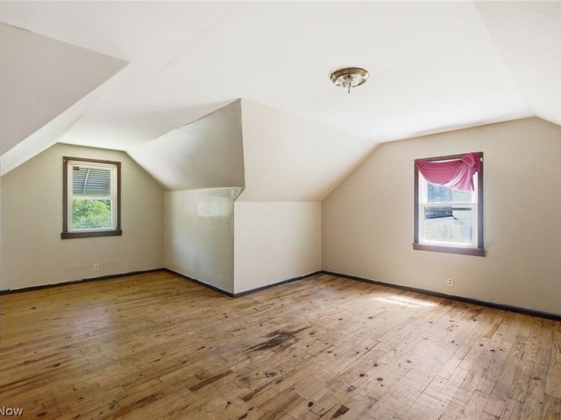 13120 Crennell Avenue, Cleveland, OH 44105 Photo 24
