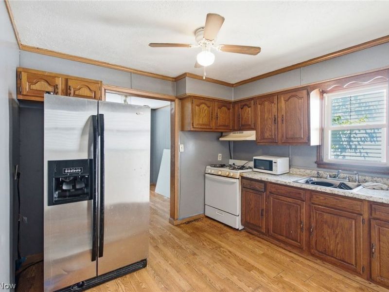 13120 Crennell Avenue, Cleveland, OH 44105 Photo 9