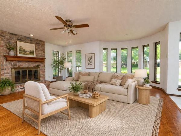 1211 Brookfield Lane, Mansfield, TX 76063