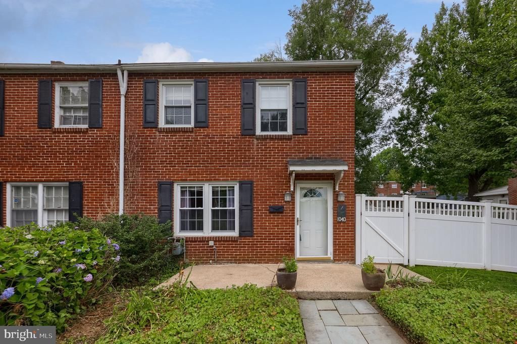 1040 E ORANGE STREET , LANCASTER, PA 17602
