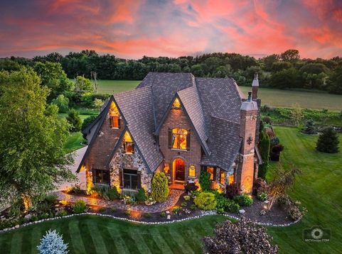 Main Photo