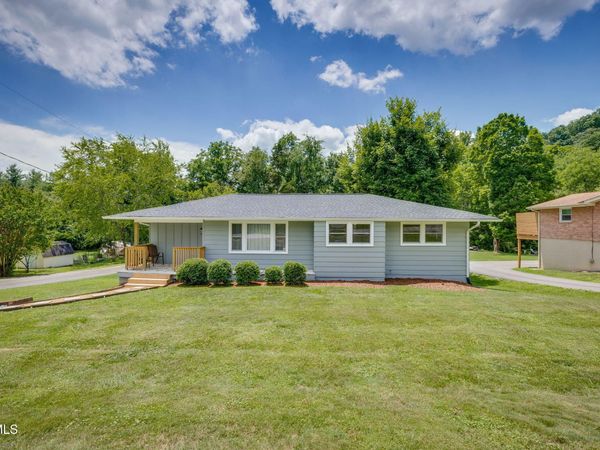 401 Blue Bonnet Drive, Bristol, TN 37620