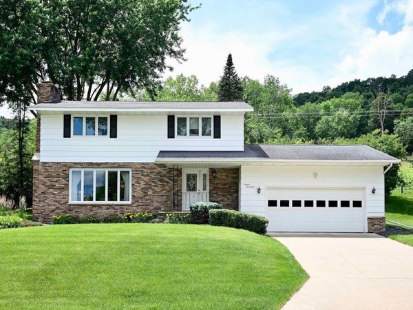1617 Circle Drive, Winona, MN 55987