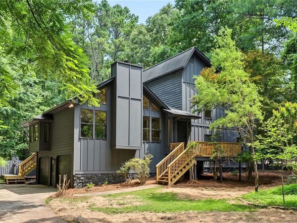 120 Emerald Cove Drive , Woodstock, GA 30189