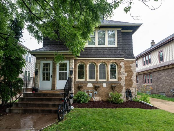 4112 N Woodburn St, Unit 4114, Shorewood, WI 53211