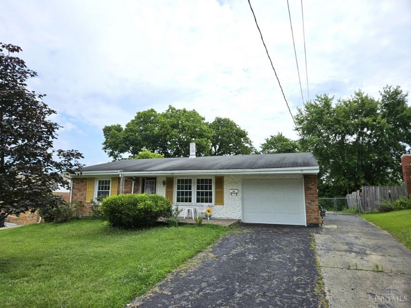 10944 Lemarie Drive, Sharonville, OH 45241 Photo 1