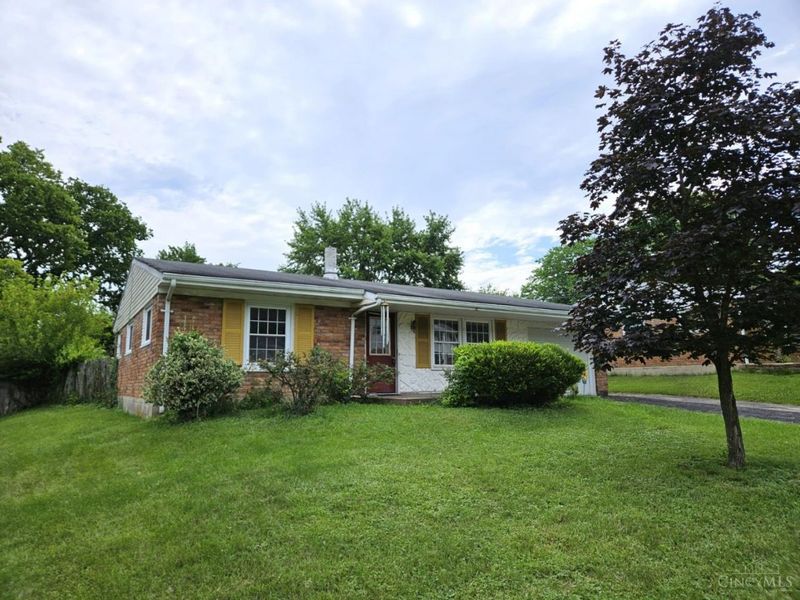 10944 Lemarie Drive, Sharonville, OH 45241 Photo 3