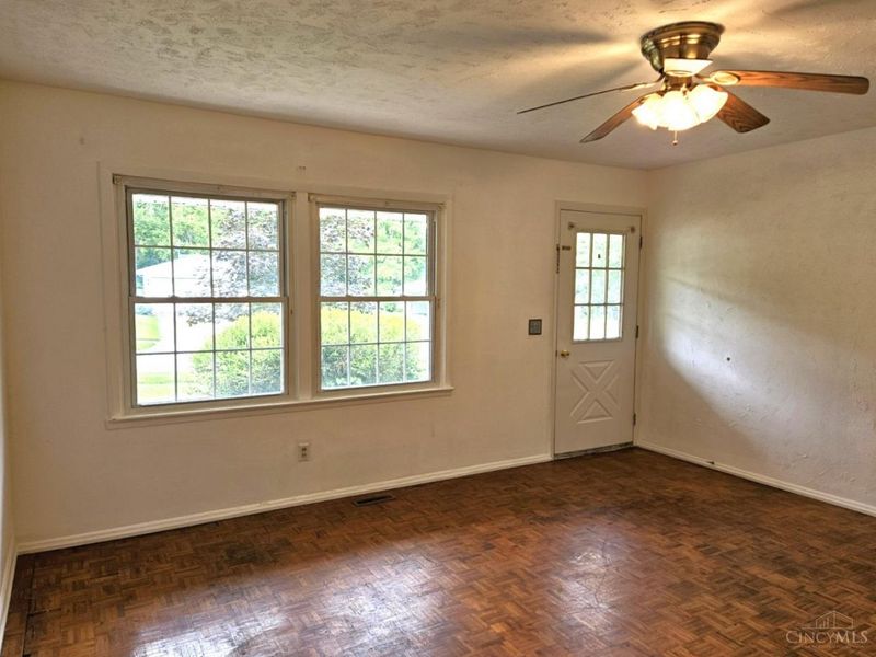 10944 Lemarie Drive, Sharonville, OH 45241 Photo 4