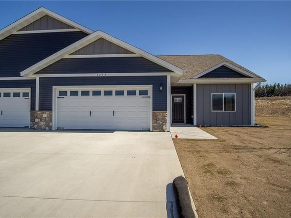 3335 Sunflower Lane, Eau Claire, WI 54703