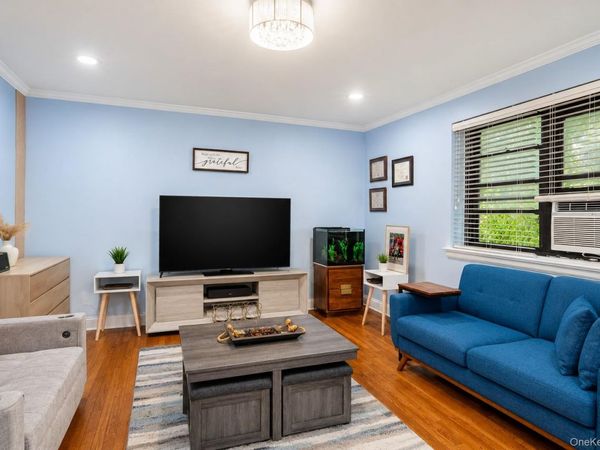 30 Grace Avenue , Unit 2F, Great Neck, NY 11021