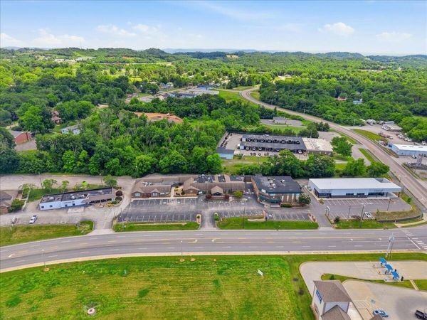 1633 W Morris Boulevard, Morristown, TN 37813
