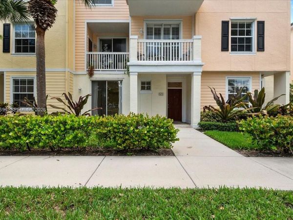 245 Murcia Dr , Unit 103, Jupiter, FL 33458