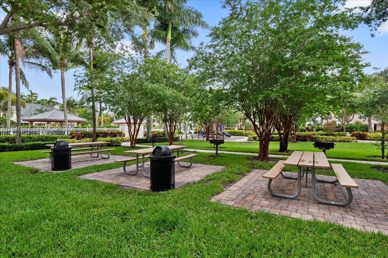 245 Murcia Dr , Unit 103, Jupiter, FL 33458 Photo