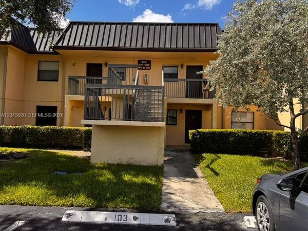 9333 NW 1st Ct , Unit 104, Pembroke Pines, FL 33024