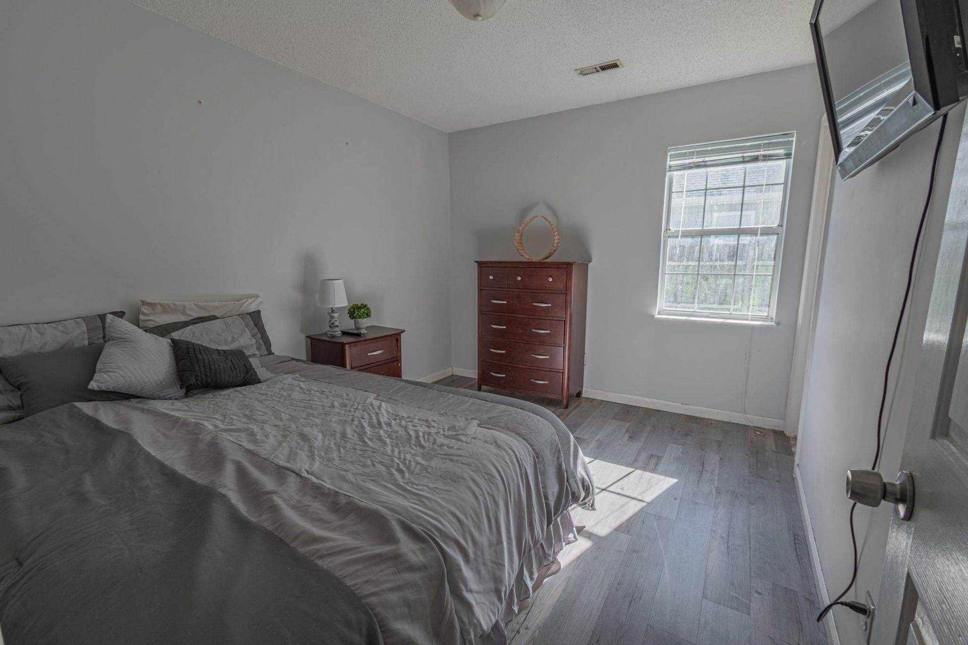 5633 Tern Hall Dr. Photo 6