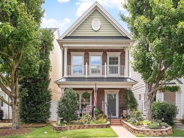 988 Ambergate Station, Apex, NC 27502
