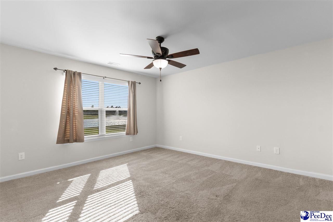 561 Woodland Farms Cir Photo 17
